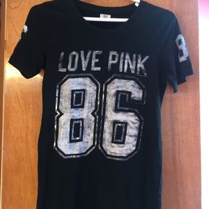 Love PINK- Victoria Secret Pink shirt💗💗